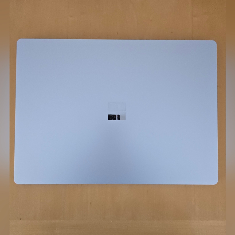 Microsoft Surface Laptop 4